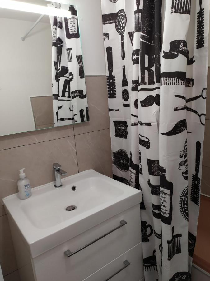 Apartament Wilton Dinan Zewnętrze zdjęcie